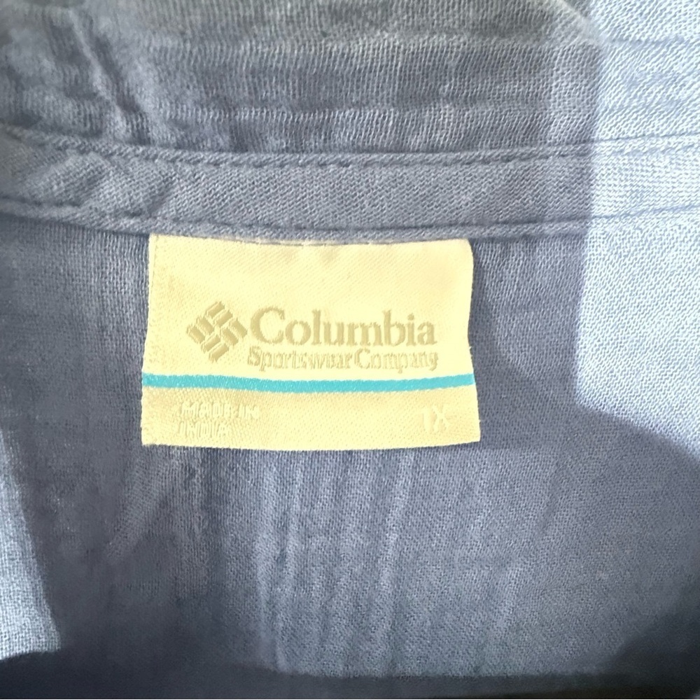 Columbia Women’s Blue Short Sleeve Button Up Shirt NWT XL - Picture 5 of 6